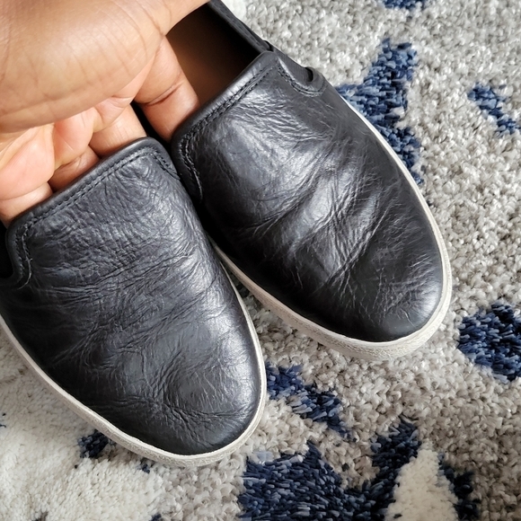 Frye dylan slip on shoes - Picture 14 of 15